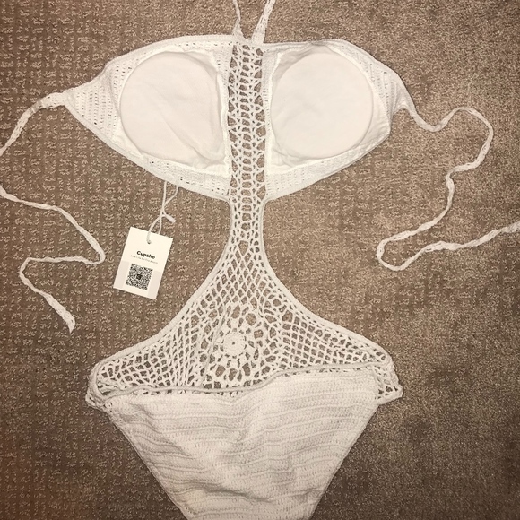 ❌SOLD❌ CUPSHE Crochet one piece bathing suit - Picture 3 of 7